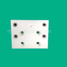 Upper isolator plate
